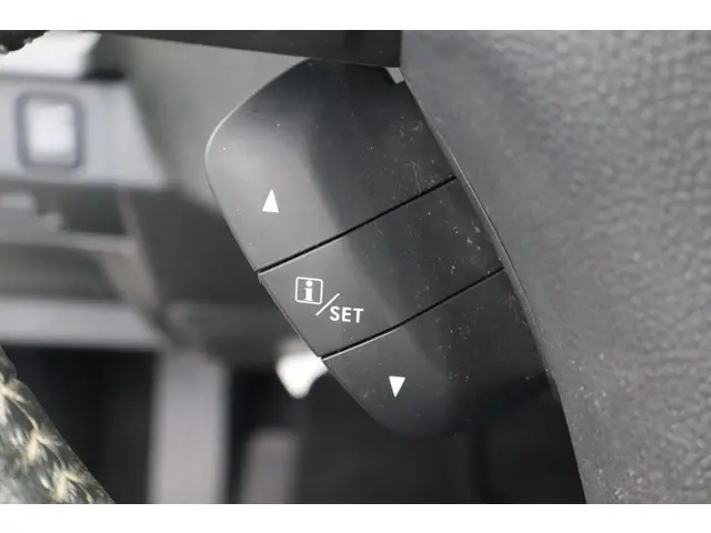 Subaru Forester 2.0 Executive 2013 Benzine 34
