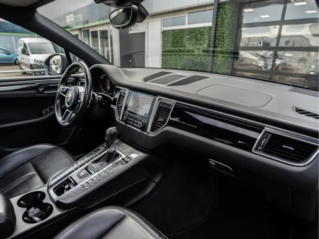 Porsche Macan 3.0 S 2017 Benzine 39