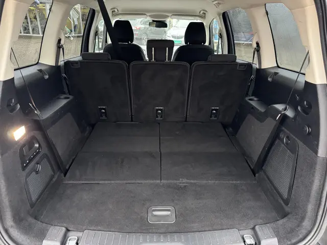 Ford Galaxy 2.5 Hybrid Titanium 2022 Hybride Benzine 15