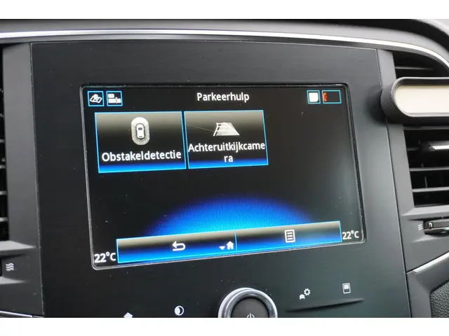 Renault Mégane Estate 1.3 TCe Limited 2020 Benzine 31