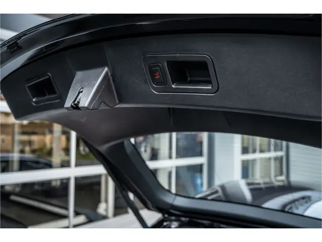 Tesla Model S Performance Ludicrous 2019 Elektrisch 28