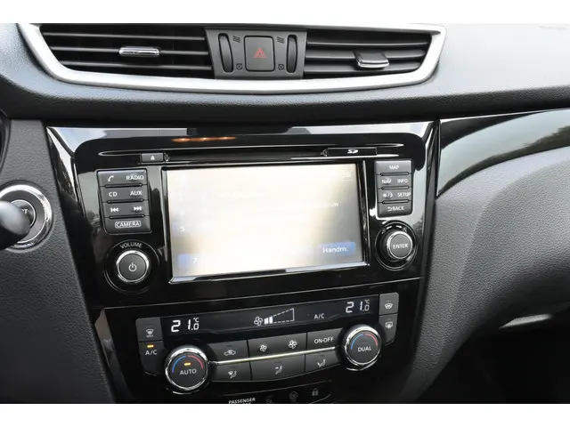 Nissan QASHQAI 1.2 Tekna 2017 Benzine 23