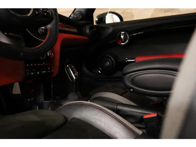 MINI Cooper Mini 2.0 John Works Chili 2020 Benzine 33