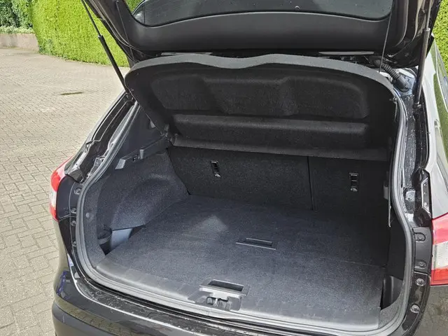 Nissan QASHQAI 1.2 Connect Edition 2015 Benzine 15