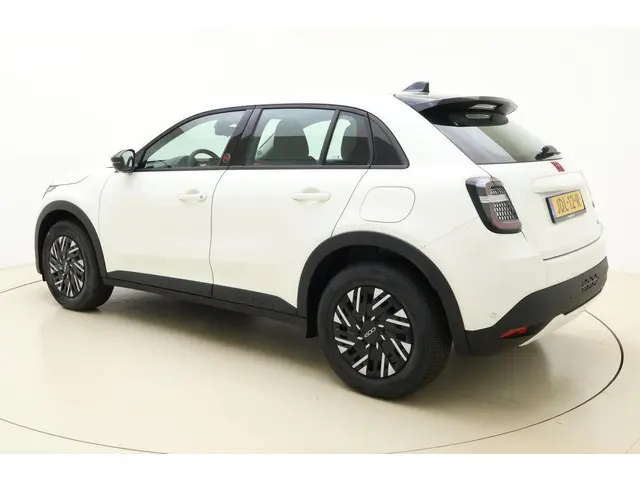 Fiat 600 600e RED 54 kWh 2025 Elektrisch 4