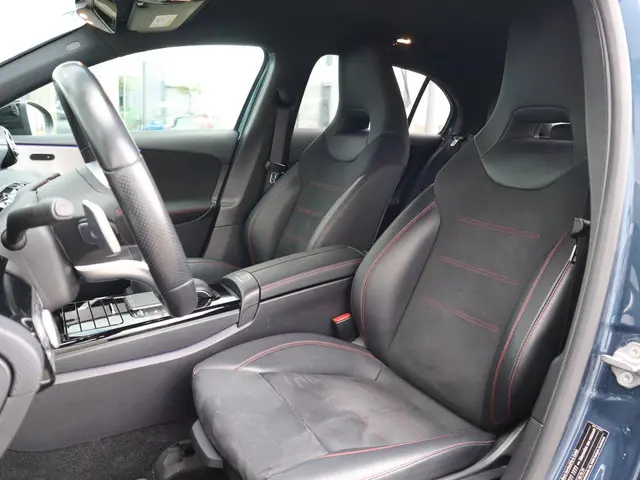 Mercedes-Benz A-Klasse 200 Premium Plus 2020 Benzine 9