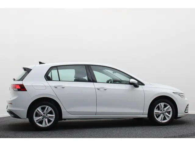 Volkswagen Golf 1.0 TSI Life 2021 Benzine 9