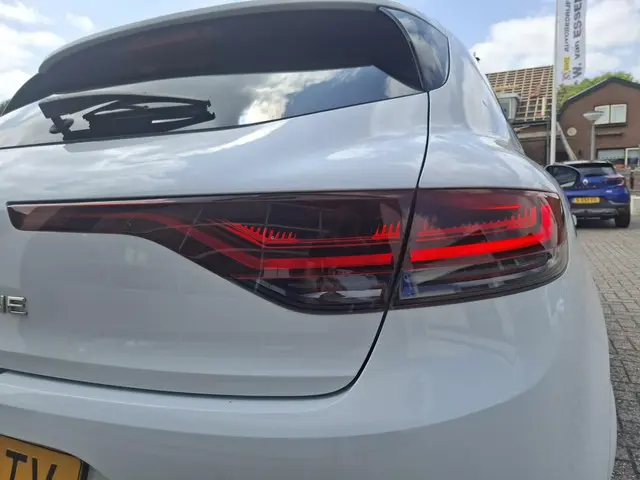 Renault Mégane 1.3 TCe 140 EDC Intens 2022 Benzine 10