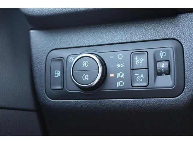 Ford Kuga 2.5 PHEV ST-Line 2024 Hybride Benzine 19