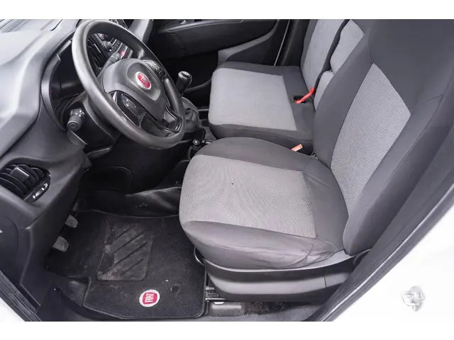 Fiat Doblò 1.3 MJet 90 pk L1H1 2015 Diesel 22