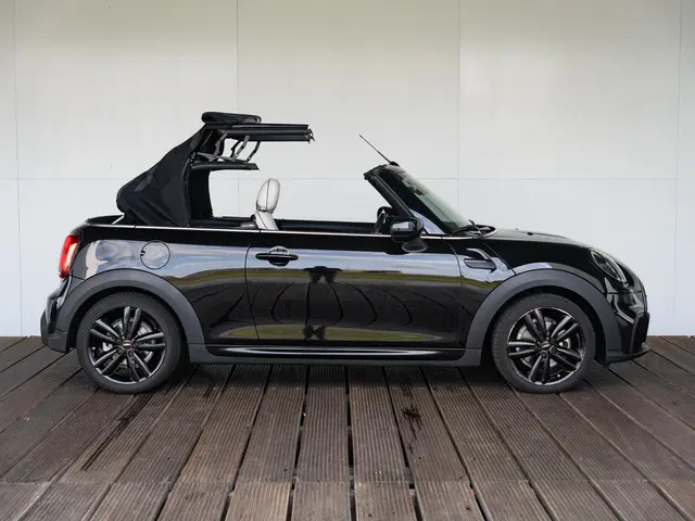 MINI Cooper Cabrio Aut. 2022 Benzine 5