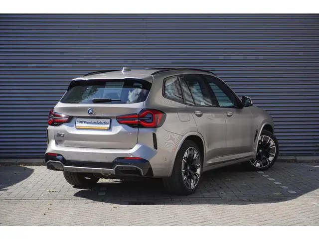 BMW iX3 High Executive 2023 Elektrisch 2