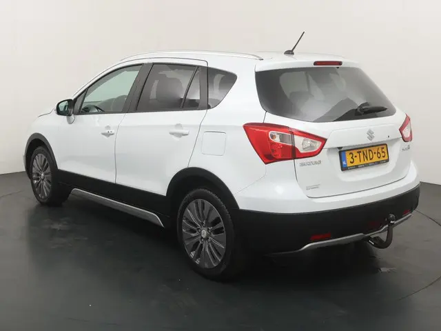 Suzuki S-Cross 3