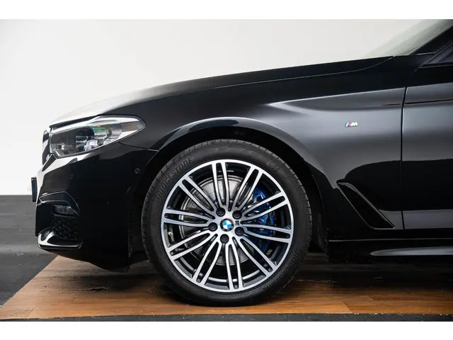 BMW 5 Serie 530d High Executive 2020 Diesel 15