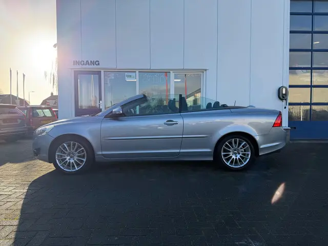Volvo C70 Convertible 2.5 T5 Tourer 2014 Benzine 4