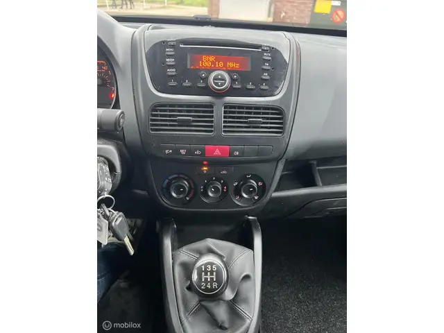 Fiat Doblò Cargo 1.3 MultiJet Actual 2014 Diesel 9