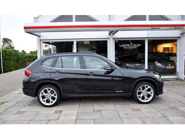 BMW X1 SDrive20i Executive 2014 Benzine 6