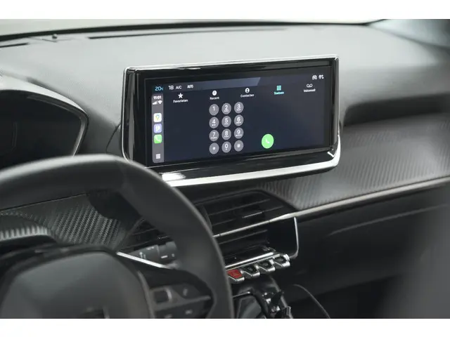 Peugeot 208 PureTech 100 Allure 2024 Benzine 51