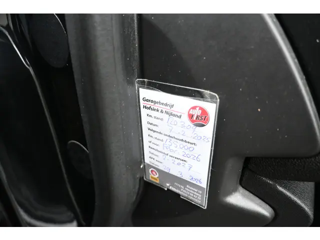 Renault Mégane 1.2 TCe Limited 2018 Benzine 29