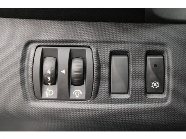 Renault Clio 0.9 TCe ECO Night&Day 2014 Benzine 29