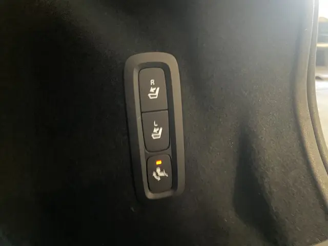 Volvo XC60 2.0 T5 250pk AUT8 AWD Momentum 2018 Benzine 28