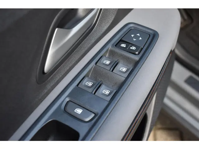Dacia Jogger Hybrid 140 Extreme 2024 Hybride Benzine 22