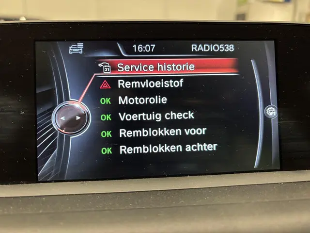 BMW 1 Serie 114i EDE Sport Edition 2014 Benzine 30