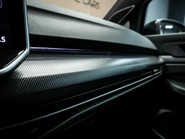 Volkswagen Golf 2.0 TSI GTI Clubsport 2024 Benzine 32