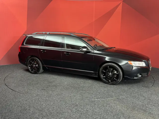 Volvo V70 1.6 T4 Summum 2013 Benzine 18