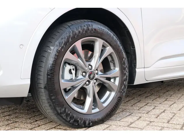 Ford Kuga 2.5 PHEV ST-Line 2020 Hybride Benzine 9
