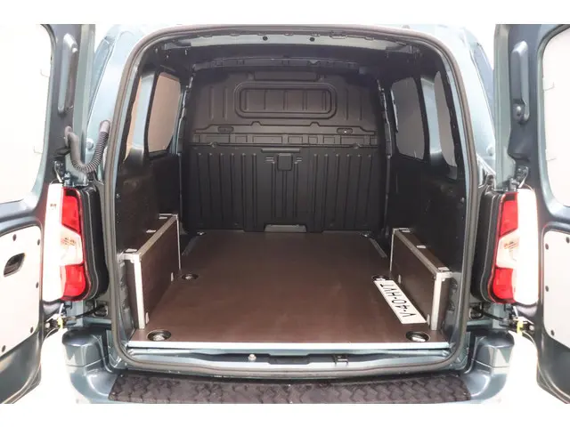 Opel Combo 1.5 BlueHDi S&S L1 2024 Diesel 13