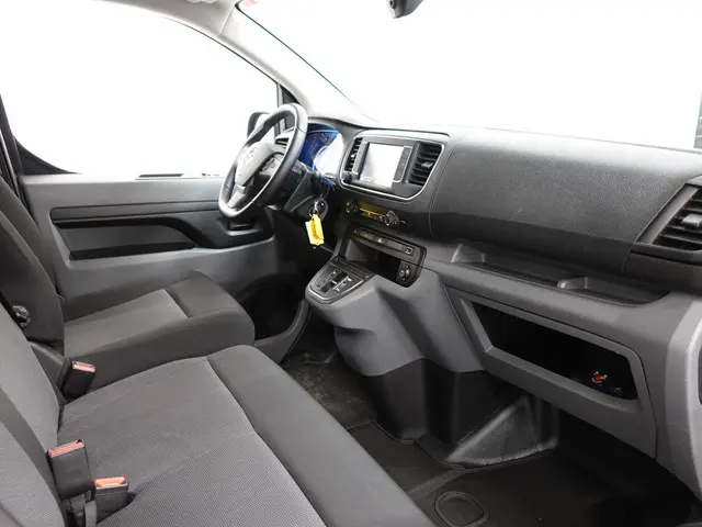 Opel Vivaro-e L3H1 Edition 75 kWh 2022 Elektrisch 39
