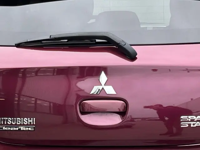 Mitsubishi Space Star 1.0 Intense 2016 Benzine 38