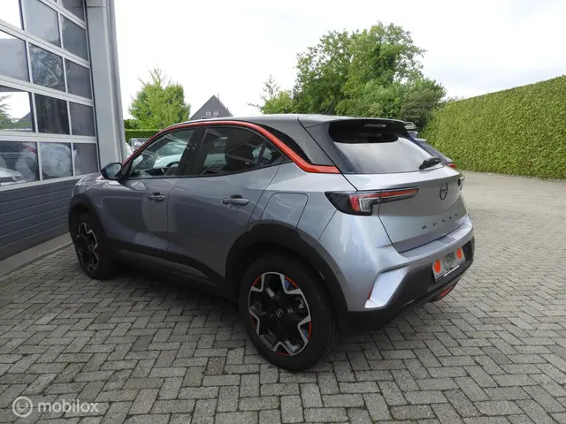 Opel Mokka 1.2 Turbo GS Line 2022 Benzine 12