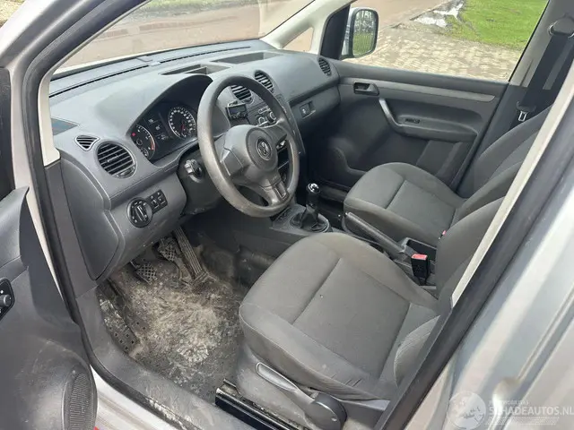 Volkswagen Caddy maxi 1.6 TDI 75 Kw 2014 Diesel 10