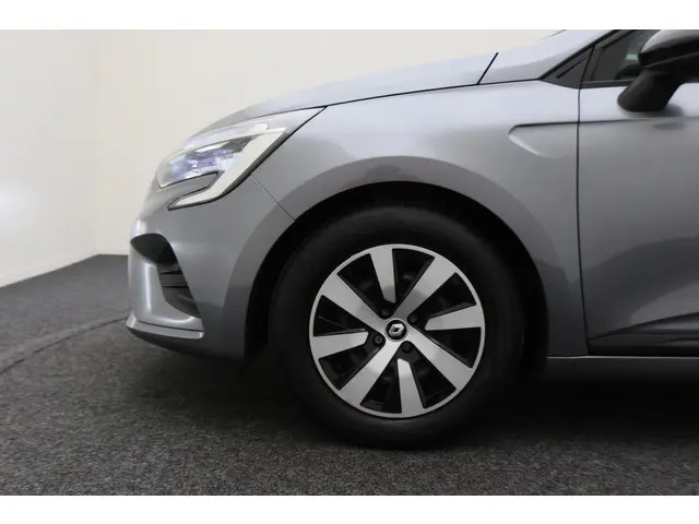 Renault Clio 1.0 TCe 90 Equilibre 2022 Benzine 23