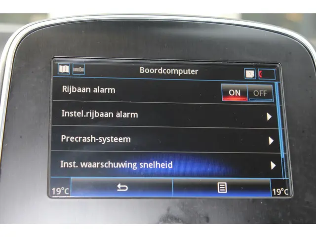 Renault Scénic 1.3 TCe Limited 140 EDC 2019 Benzine 31