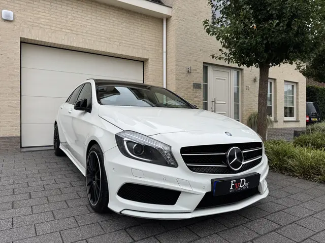 Mercedes-Benz A-Klasse 180 AMG 2014 Benzine