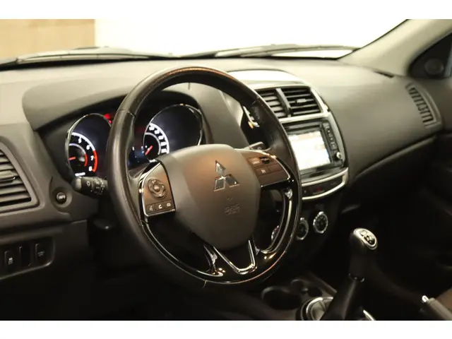 Mitsubishi ASX 1.6 Cleartec Intense 2017 Benzine 4