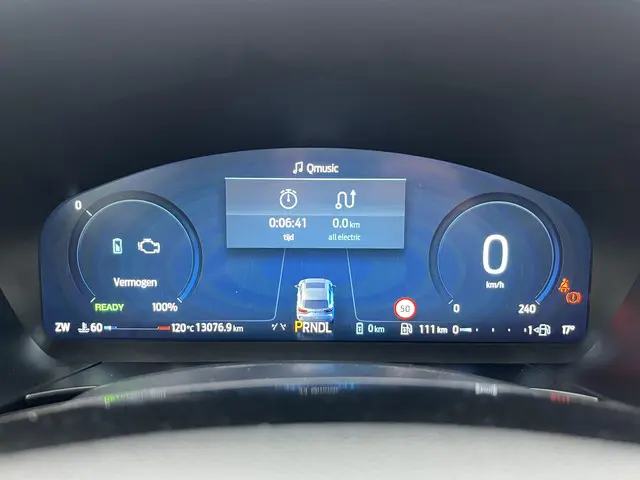Ford Kuga 2.5 PHEV Active X 2024 Hybride Benzine 23