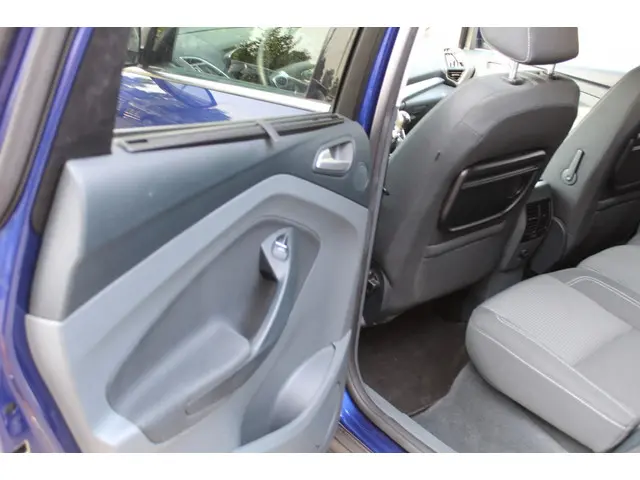 Ford C-MAX 1.6 Eco. Titanium 2014 Benzine 18