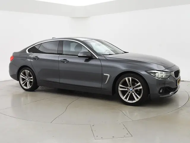 BMW 4 Serie GRAN COUPE 418i EXECUTIVE 2017 Benzine 17