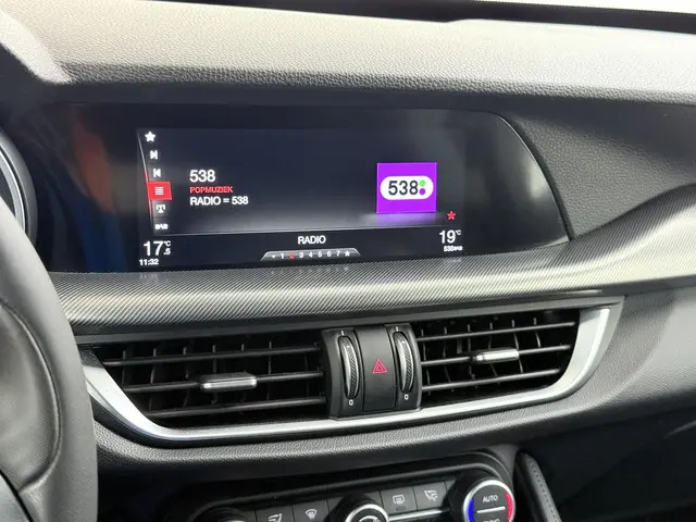 Alfa Romeo Stelvio 2.0 T AWD Super 2019 Benzine 34