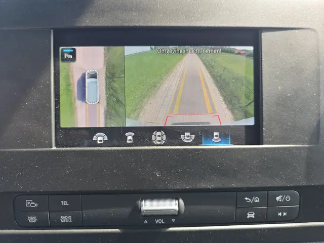 Mercedes-Benz Sprinter 315 1.9 CDI L3 H2 RWD 2023 Diesel 17