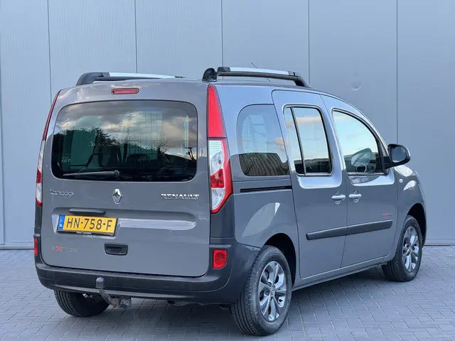 Renault Kangoo Family TCe 115 Extrem 2014 Benzine 2