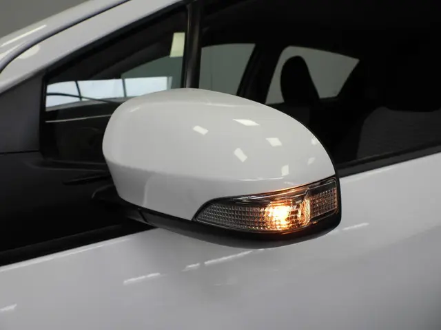 Toyota Yaris 1.5 Hybrid Active 2020 Hybride Benzine 28