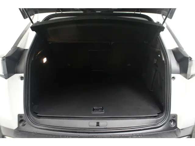 Peugeot 3008 1.6 HYbrid 225 Allure 2021 Hybride Benzine 14