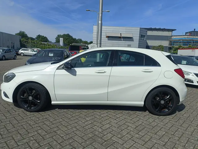 Mercedes-Benz A-Klasse 200 Ambition 2012 Benzine 5