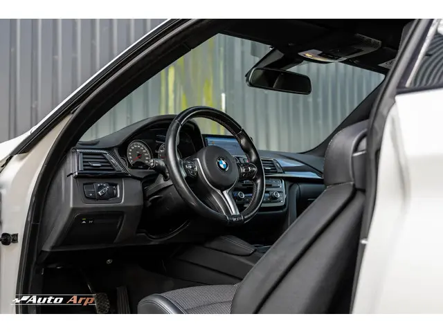 BMW M4 4-serie Coupé 2014 Benzine 16