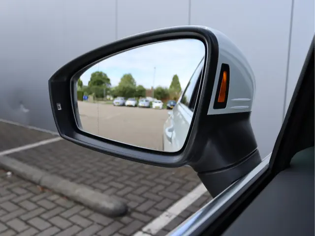 Volkswagen Tiguan Hybrid R-Line 2023 Hybride Benzine 15